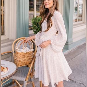 Gal Meets Glam ivory Esther dress ALTERED for nursing